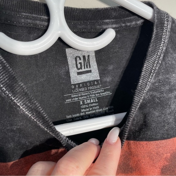 GM Chevrolet crop top xs - Picture 2 of 5